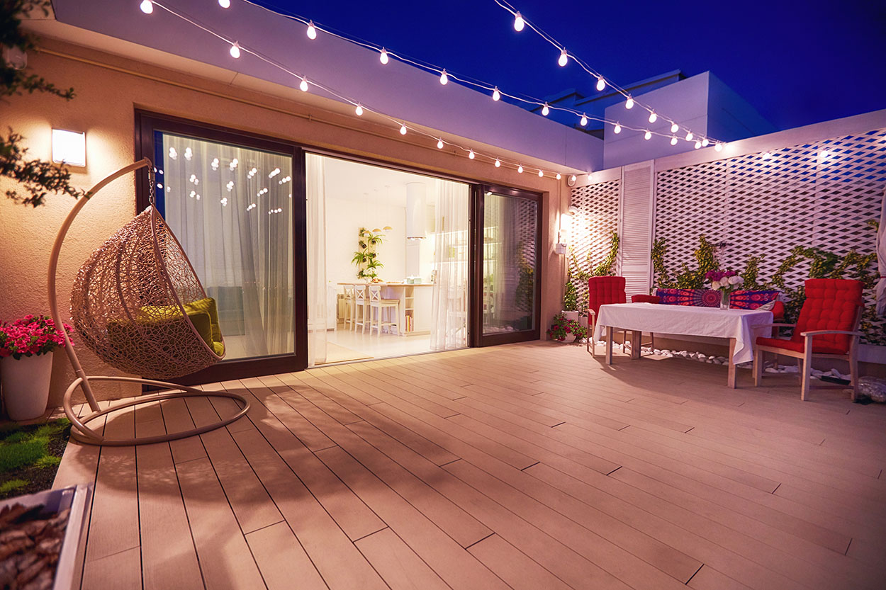 Outdoor deck lighting